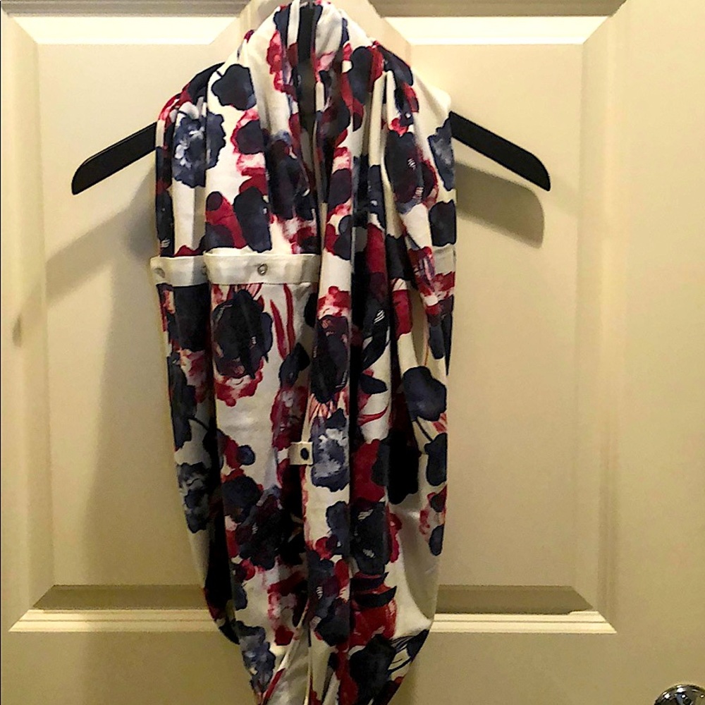 Lululemon Vinyasa Scarf